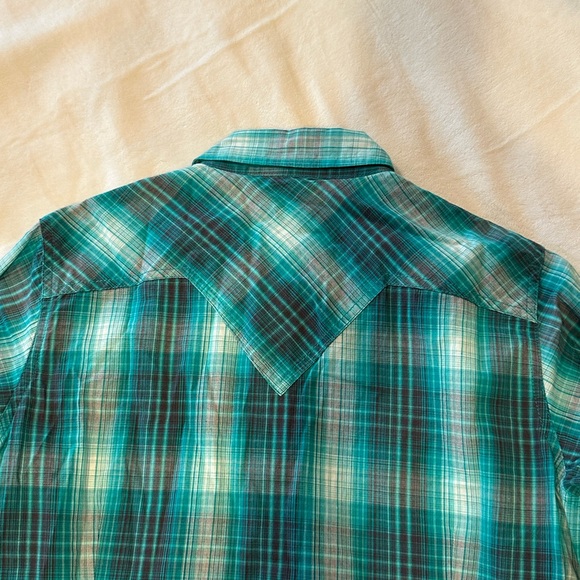 Ariat Women’s Teal Plaid Button Down Shirt - Picture 6 of 7